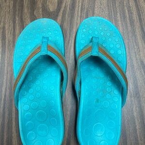 Vionic tide Turquoise and Brown Flip Flops